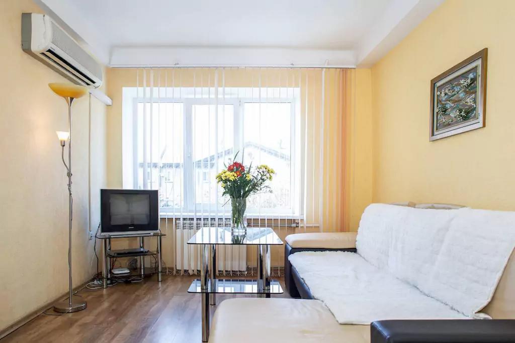 Apartment On Sobornyi Avenue Zaporizhia Dış mekan fotoğraf